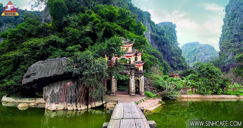 Bich Dong Pagoda 2