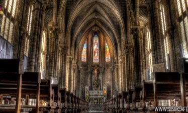 Half day triangle religious tour